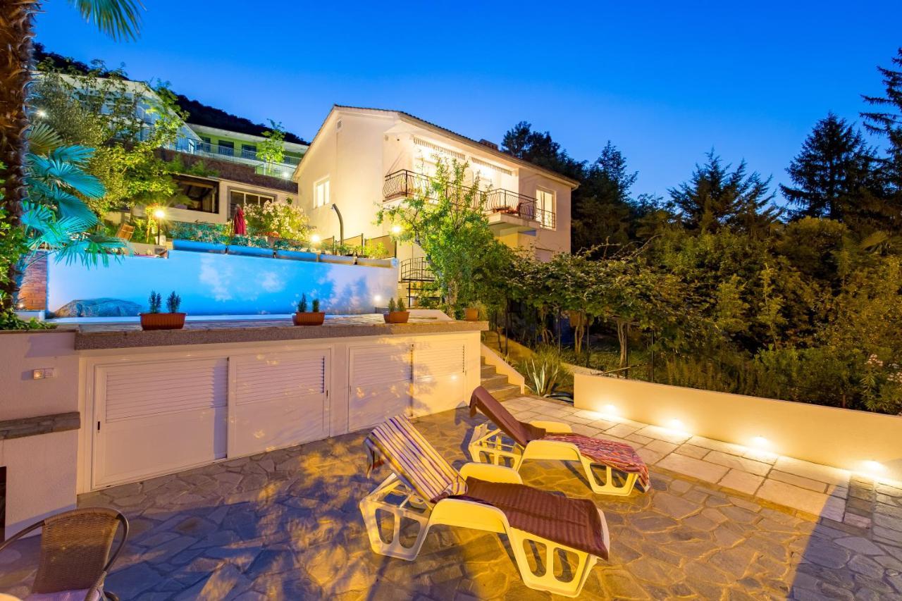 Apartmani Hrvatin โอปาติยา ภายนอก รูปภาพ