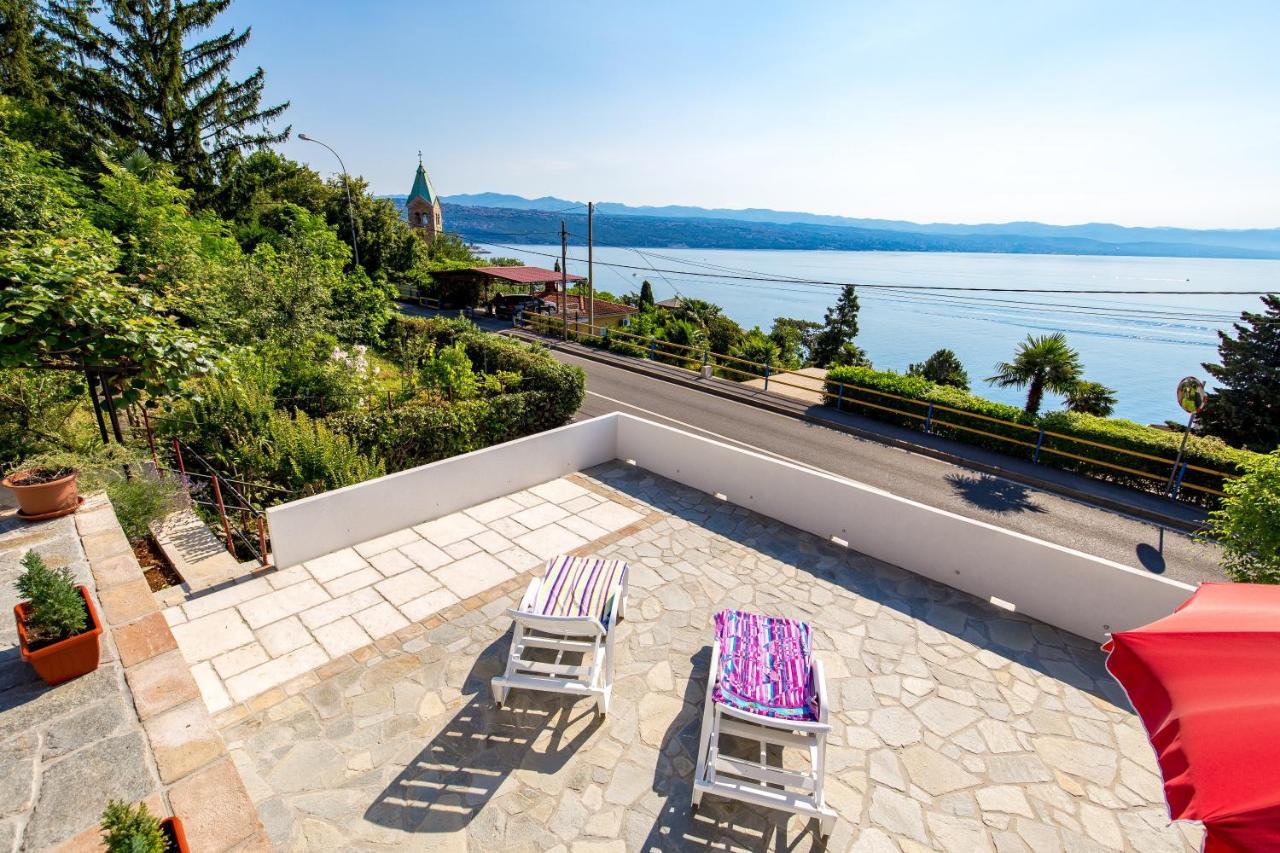 Apartmani Hrvatin โอปาติยา ภายนอก รูปภาพ