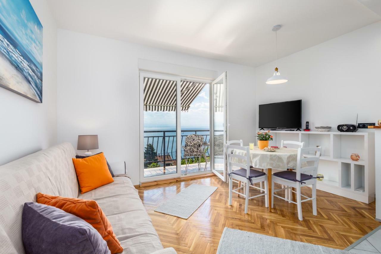 Apartmani Hrvatin โอปาติยา ภายนอก รูปภาพ
