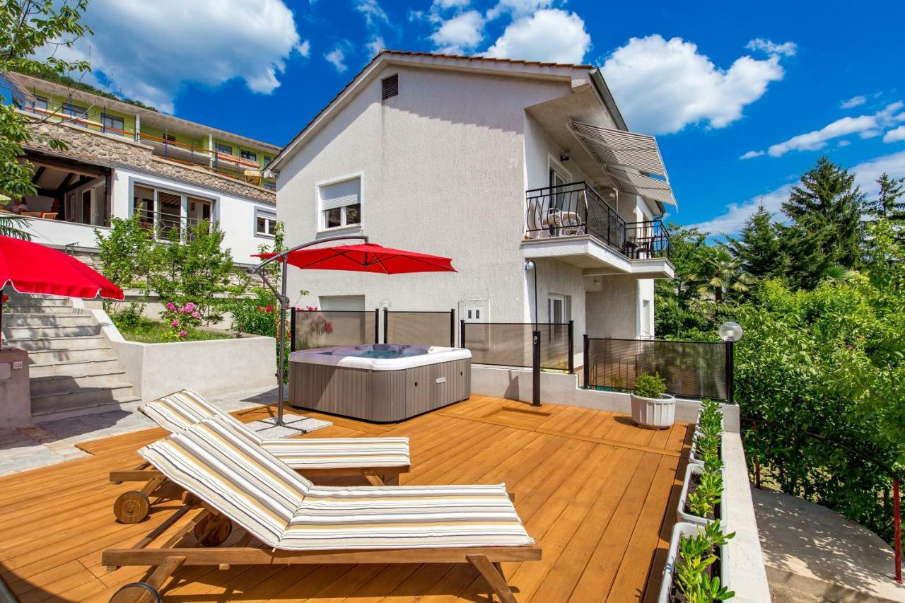 Apartmani Hrvatin โอปาติยา ภายนอก รูปภาพ